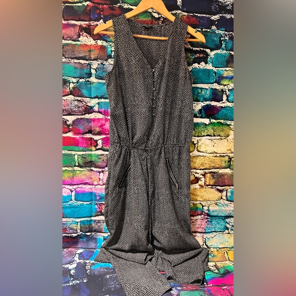 Jumpsuit - Picture 2 of 5